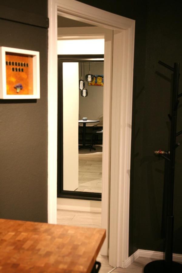 Spacious & Refurbished 1 Bedroom Apartment In Suburban Reykjavik Garthabaer Exteriör bild