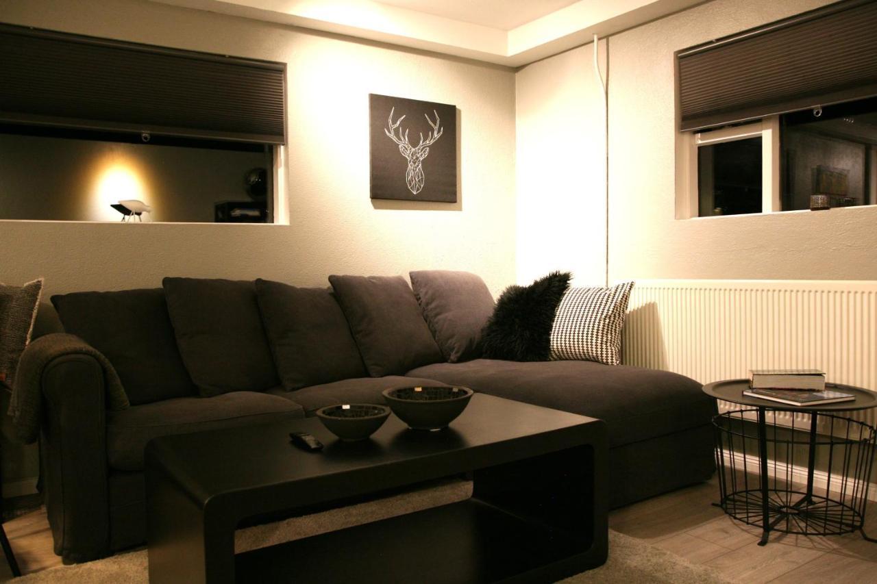 Spacious & Refurbished 1 Bedroom Apartment In Suburban Reykjavik Garthabaer Exteriör bild